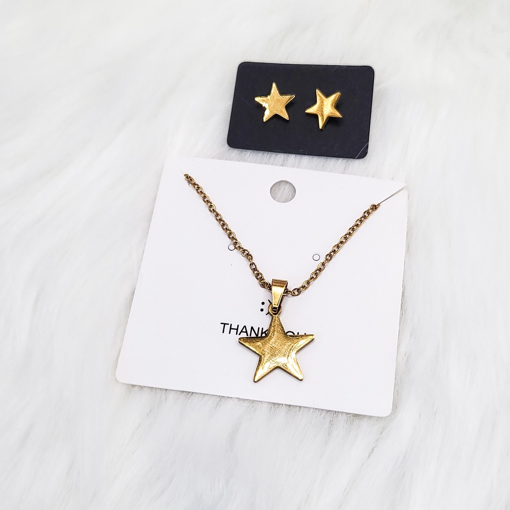 Gold Star Necklace and Earring Set